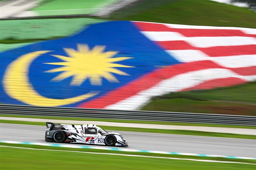 Asien kalder: Theodor Jensen debuterer i Asian Le Mans Series.
(Foto: Fotocar13 & Bretton Racing)